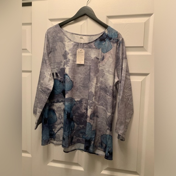 Silky Woman’s Top Plus Size XXL |Torrid - Picture 1 of 3